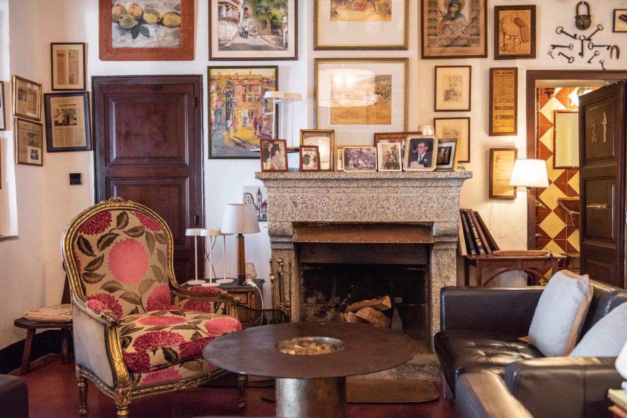 Hostal De La Placa - Hotel Boutique 卡布里尔斯 外观 照片