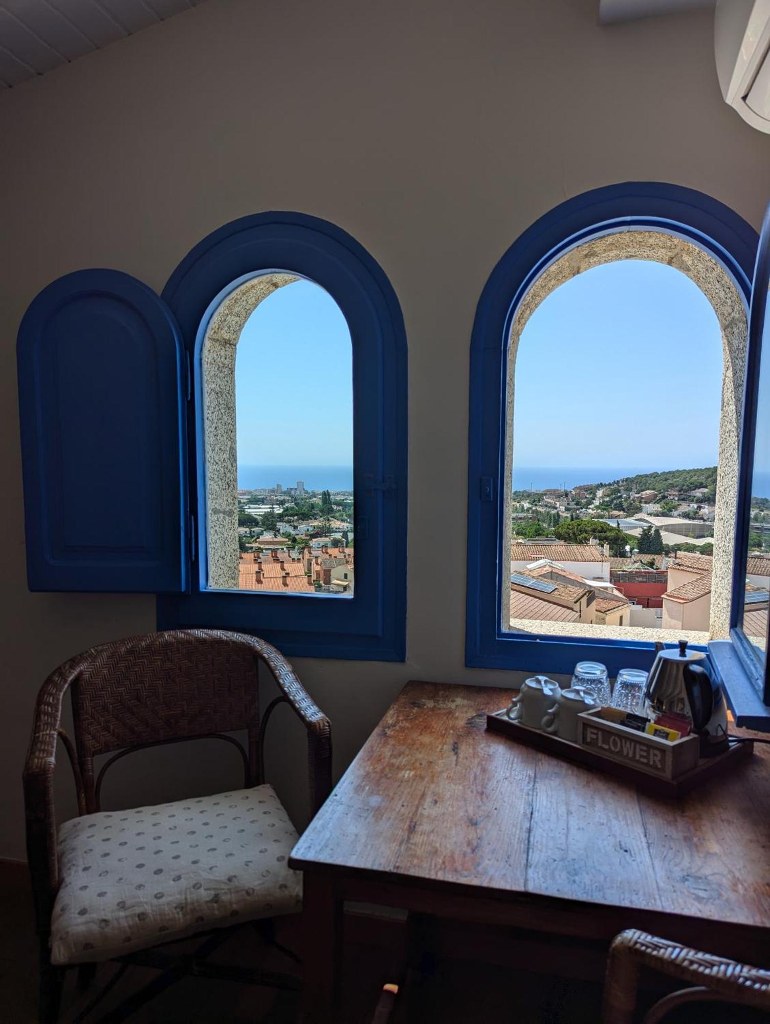 Hostal De La Placa - Hotel Boutique 卡布里尔斯 外观 照片