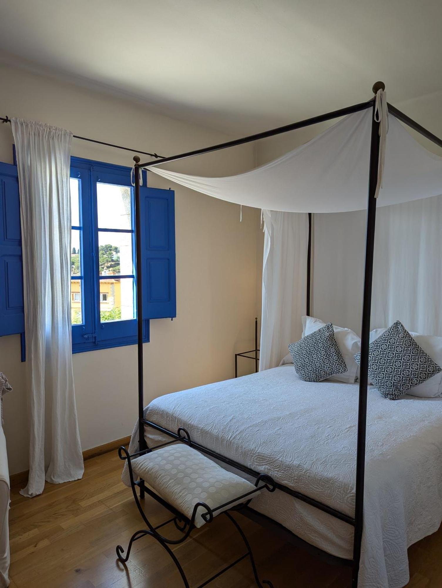 Hostal De La Placa - Hotel Boutique 卡布里尔斯 外观 照片