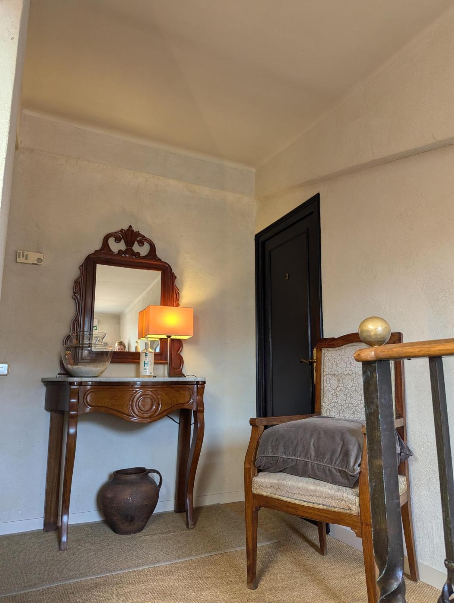 Hostal De La Placa - Hotel Boutique 卡布里尔斯 外观 照片